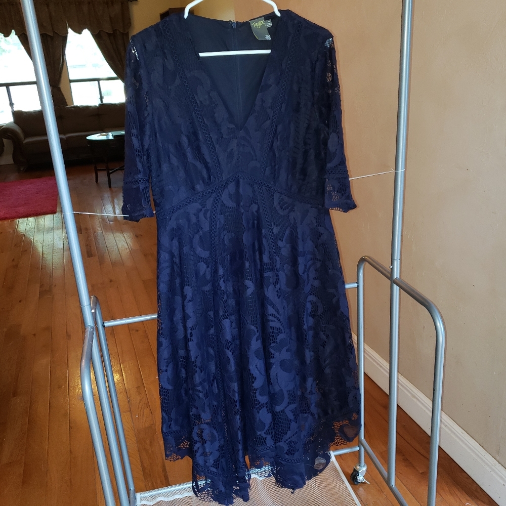 Taylor Lace Dress size 10